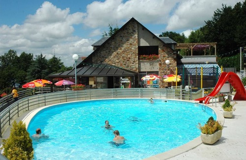 Salles-Curan House | Camping 4 étoiles - Piscine - cca0gd0