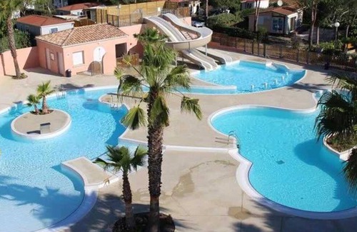 Bessan House | Camping 4 étoiles - Parc aquatique - eeidfg