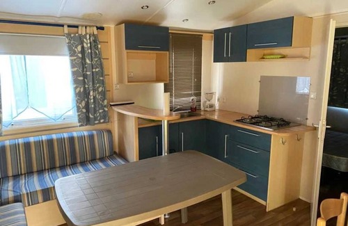 Villeneuve-les-Beziers House | Camping 4 étoiles - Piscine - ccaffcc