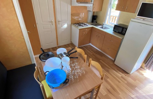 Petit-Palais-et-Cornemps House | Campsite Le Pressoir * - Mobil-Home 3 bedrooms (6/8 pers.)