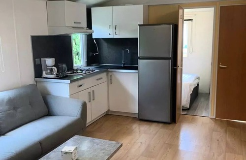 Saint-Leu-dEsserent House | Campsite Le Pré des Moines * - Mobil-home LAVANDE + 3 bedrooms 2 to 6 people - 2 pers. included in the tariff