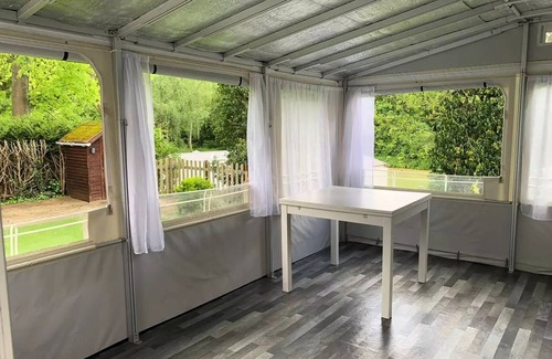 Saint-Leu-dEsserent House | Campsite Le Pré des Moines * - Mobil-home LAVANDE + 3 bedrooms 2 to 6 people - 2 pers. included in the tariff