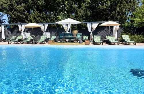 Paluds de Noves Ski Chalet | Campsite Verbela village * - Chalet 35m2 - 2 bedrooms 4 to 6 people - 4 pers. included in the tariff