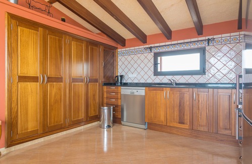 Sineu House | CAN NADAL - ADULTS ONLY - Beautiful townhouse with great views. Free WiFi.