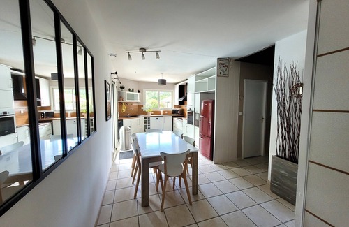 Cazaux House | Canal-side house with access to Lake Cazaux