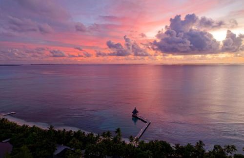 Herathera Resort | Canareef Resort Maldives