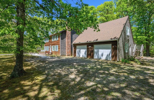 North Eastham Apartment | Cape Cod National Seashore Treehouse Cycle, Swim, Hike or Kayak with your dog