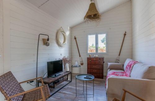 Lanton Ski Chalet | Capfun 5 stars 64 m with pool and terrace