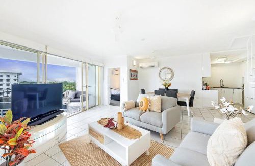 Cullen Bay Apartment | Captain's Lookout - Penthouse Living at Cullen Bay
