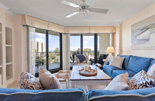 Litchfield by the Sea House | Captain's Quarters Upscale 3 Bedroom Condo