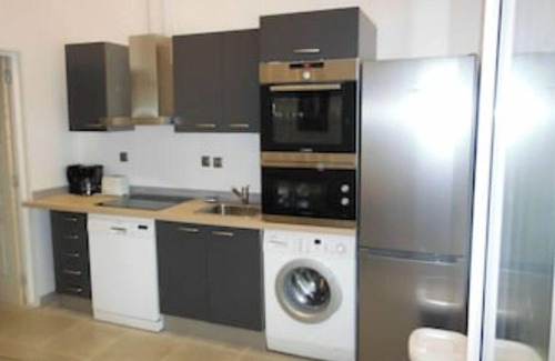 Carcans Plage Apartment | Carcans Plage: in the forest, 2 minutes away from the beach