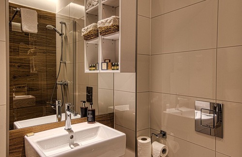 Szentendrei Hotel | Cardoner Hotel and Conference Centre