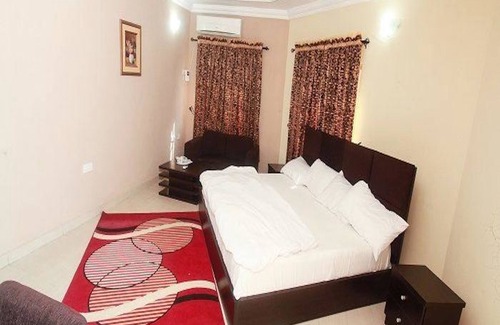Ibeju Hotel | Carleton Hotel & Suites