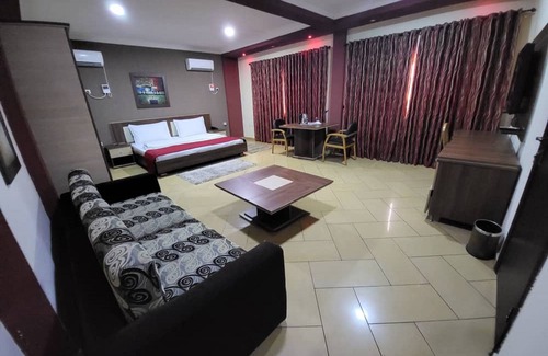 Apapa Hotel | Carliza Hotel Apapa