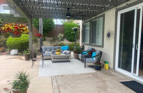 Carlsbad House | CARLSBAD BEACH, LEGOLAND, SEAWORLD, GASLAMP, SD ZOO