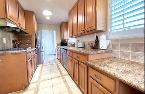 Olde Carlsbad House | Carlsbad Beach Oasis+HotTub