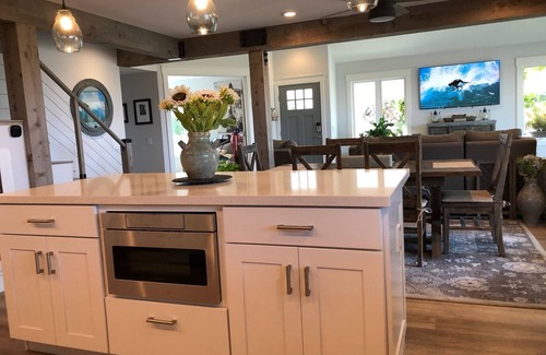 Aviara House | CARLSBAD OCEAN VIEWS ~ 100+ FIVE STAR REVIEWED HOSTS