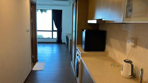 Gelang Patah Apartment | Carnelian Tower Hotel at Forestcity 4123 with WIFI