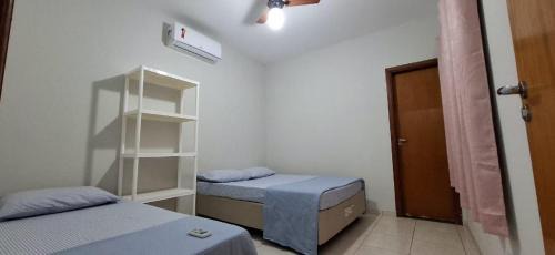 Uniao House | CASA - 3 quartos com ar - 2 banheiros - garagem para 2 carros