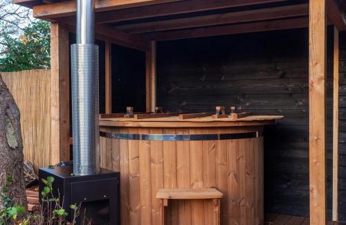Meije Bed & Breakfast | Casa aan de Plas, B&B met sauna en hottub of jacuzzi