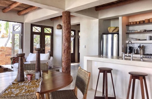 Isla Holbox House | Casa Acacia - Stylish Beachfront Property