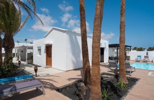 Costa Teguise Villa | Casa Afortunada