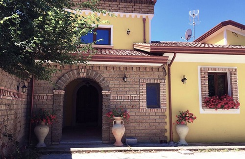 Mirabella Eclano Villa | "CASA AL CHIAZZULLO"