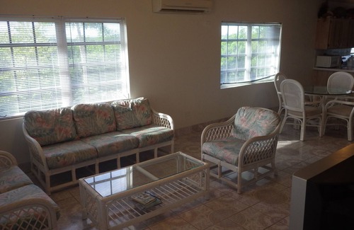 South Palmetto Point House | Casa Amarillo, waterfront home