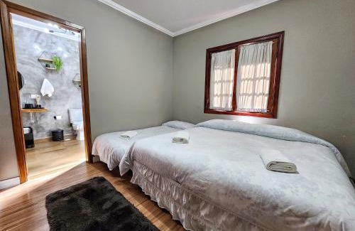 Jardim Europa House | Casa Azul Campos do Jordão 4 km do centro turístico Capivari