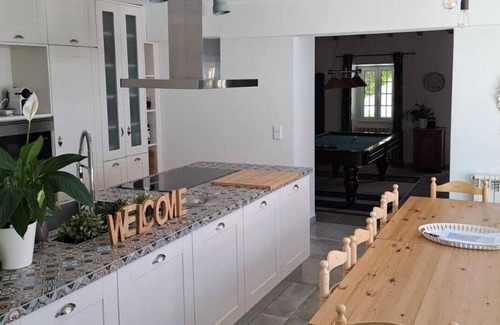 Foz do Arelho House | Casa Azul: Tranquility and tranquility in the ocean