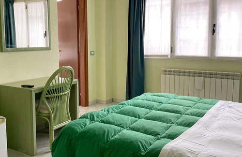 Serravalle Sesia House | Casa Azzurra camere
