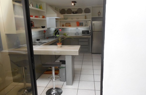 Cuenca Apartment | Casa Bella Mia. This Inviting, Spacious Flat With Lush Garden Awaits You!