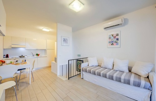 Gaino Apartment | Casa Bougainville Shared Pool & LakeView, Toscolano Maderno, Italy