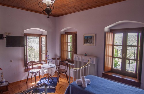 Syrrako House | Casa Calda