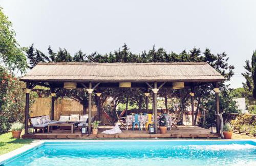 Puerto Real Villa | Casa campo privada con piscina a 15 min playas Dehesa de las Yeguas