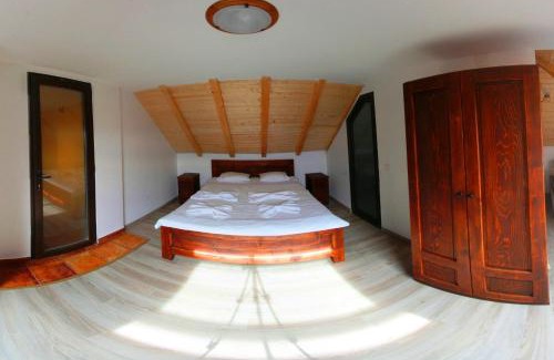 Turcinesti House | Casa Cartianu