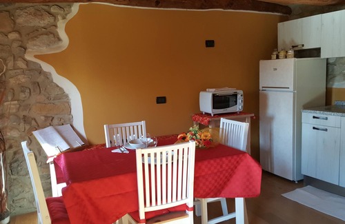 Tarzo House | Casa Cesira between the hills of Prosecco and the lakes, between Venice and the Dolomites