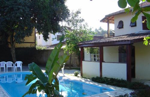 Barra Velha House | Casa com 6 Suites, piscina e estacionamento