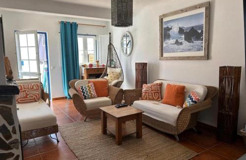 Zambujeira do Mar House | Casa com Cor