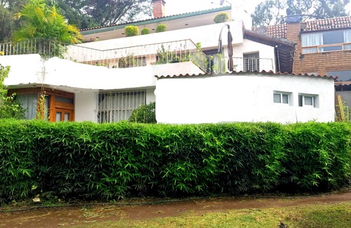 Tepoztlan House | Casa con vista la Tepozteco, con acogedores departamentos