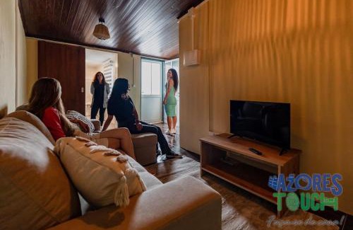 Praia da Vitoria House | Casa da Avó Natal