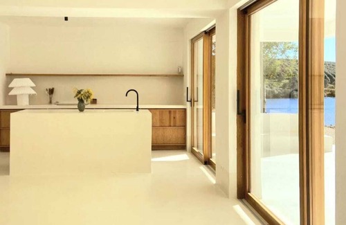 Avis House | Casa da Barragem