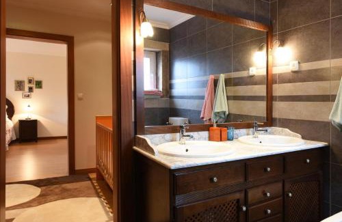 Meda House | Casa da Fidalga