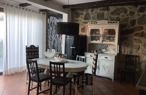 Fatauncos House | CASA DA PRAÇA - TRANQUILITY AND COMFORT AT A FANTASTIC PRICE