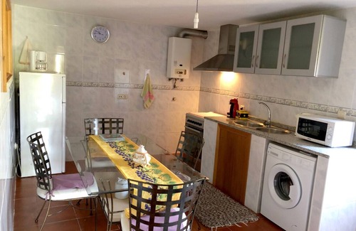 Celorico de Basto House | Casa da Quinta da Prelada with terrace + barbecue and pool for 4 people