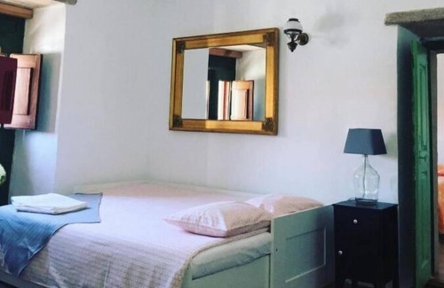 Alpalhao House | Casa das Andorinhas - Family Double Room