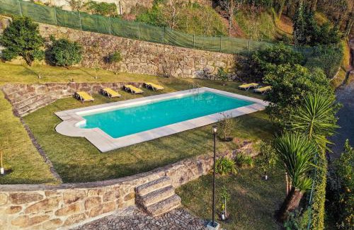 Amares House | Casa das Flores