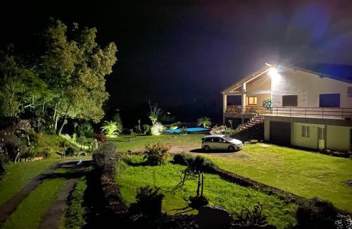 Fenais da Luz House | Casa das Hortências by Azoresrent