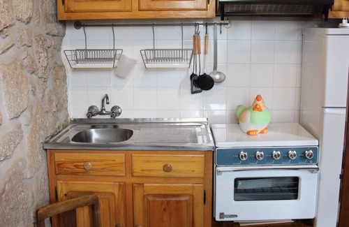 Fornos de Algodres Cottage | Casa das Vinhas Casa de Quinta, Tranquila e Acolhedora. Aceitam-se Animais