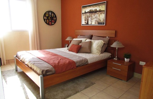 Huaraz House | Casa de Alojamiento Rosas Pampa